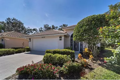 4612 Deer Trail Boulevard, Sarasota, FL 34238 - Photo 2