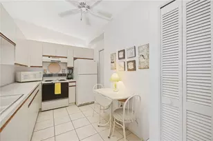 7407 29th Ave Dr W, Bradenton, FL 34209 - Photo 6