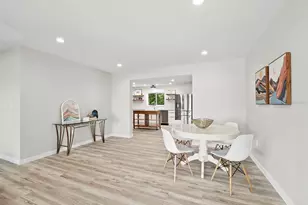 3142 Rose St, Sarasota, FL 34239 - Photo 6