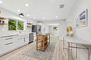 3142 Rose St, Sarasota, FL 34239 - Photo 14