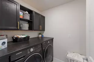 8985 Royal River Cir, Parrish, FL 34219 - Photo 24