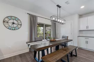 8985 Royal River Cir, Parrish, FL 34219 - Photo 10