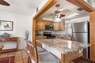 2447 Clubhouse Cir, Sarasota, FL 34232 - Photo 6