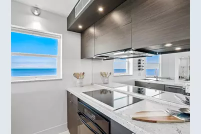 1770 Benjamin Franklin Drive #401, Sarasota, FL 34236 - Photo 16