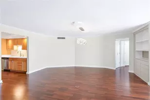 435 S Gulfstream Ave, Sarasota, FL 34236 - Photo 10