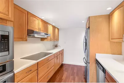 435 S Gulfstream Avenue #1004, Sarasota, FL 34236 - Photo 12