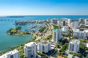 435 S Gulfstream Ave, Sarasota, FL 34236 - Photo 2