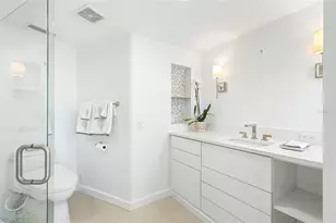 435 S Gulfstream Ave, Sarasota, FL 34236 - Photo 18