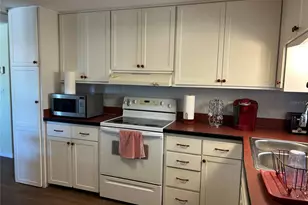 4775 Tri Par Dr, Sarasota, FL 34234 - Photo 4