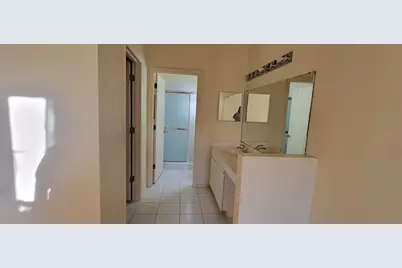 7810 Geneva Lane #61, Sarasota, FL 34243 - Photo 8