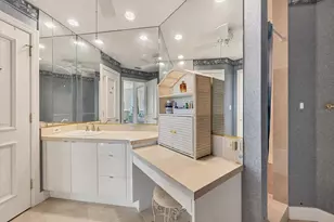 340 S Palm Ave, Sarasota, FL 34236 - Photo 20