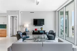 111 S Pineapple Ave, Sarasota, FL 34236 - Photo 6