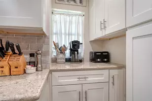 3530 Flores Ave, Sarasota, FL 34239 - Photo 20