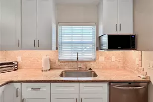 9811 Hernando Ct, Bradenton, FL 34210 - Photo 6