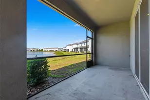 17653 Crescent Moon Loop, Bradenton, FL 34211 - Photo 4