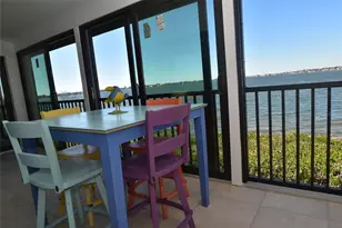 1511 Pelican Point Dr, Sarasota, FL 34231 - Photo 22