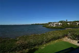 1511 Pelican Point Dr, Sarasota, FL 34231 - Photo 6