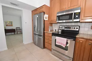 1511 Pelican Point Dr, Sarasota, FL 34231 - Photo 14