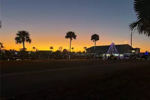 559 Fleetwood St, North Port, FL 34287 - Photo 4