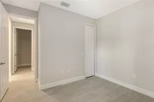 18131 Franklin Park Ct, Venice, FL 34293 - Photo 14