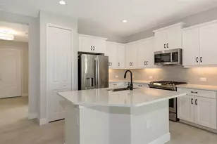 18131 Franklin Park Ct, Venice, FL 34293 - Photo 4