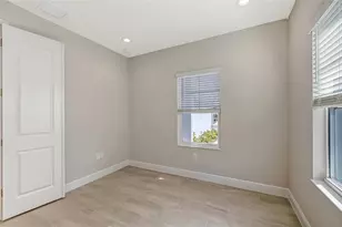 18131 Franklin Park Ct, Venice, FL 34293 - Photo 10