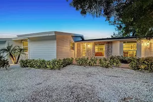 783 Birdsong Ln, Sarasota, FL 34242 - Photo 56