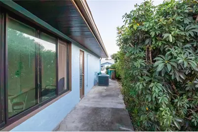 128 Bedford Drive NE, Port Charlotte, FL 33952 - Photo 44