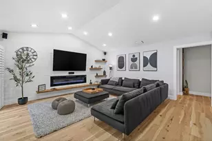 4252 Boswell Pl, Sarasota, FL 34241 - Photo 12