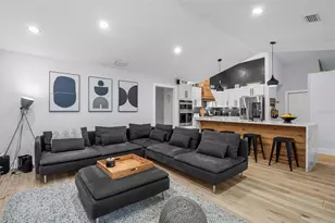 4252 Boswell Pl, Sarasota, FL 34241 - Photo 14