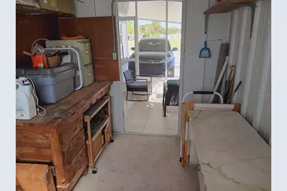 5305 Kenwood Avenue, Sarasota, FL 34234 - Photo 8