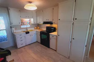 5305 Kenwood Ave, Sarasota, FL 34234 - Photo 12