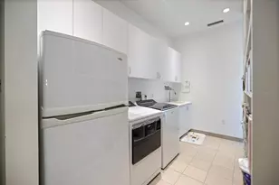 1739 Cherokee Dr, Sarasota, FL 34239 - Photo 48
