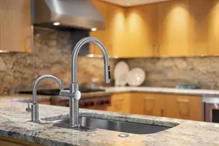 1739 Cherokee Dr, Sarasota, FL 34239 - Photo 24