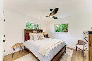 8245 Longbay Blvd, Sarasota, FL 34243 - Photo 32