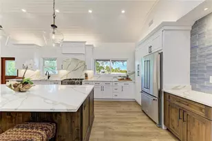 8245 Longbay Blvd, Sarasota, FL 34243 - Photo 14