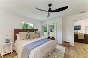 8245 Longbay Blvd, Sarasota, FL 34243 - Photo 26