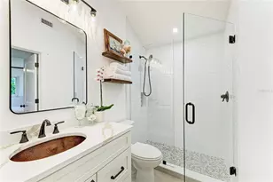 8245 Longbay Blvd, Sarasota, FL 34243 - Photo 34