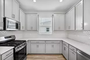 7758 Waning Moon Wy, Sarasota, FL 34241 - Photo 6
