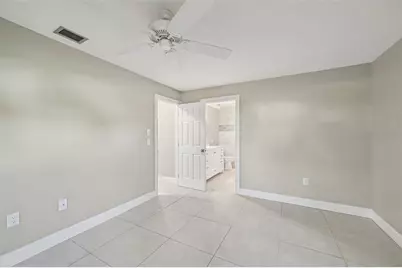 113 Whispering Sands Drive #V-47, Sarasota, FL 34242 - Photo 12