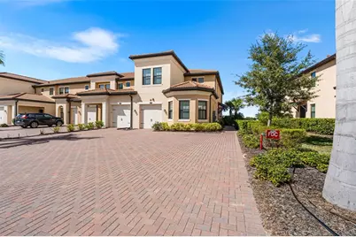 10038 Crooked Creek Drive #103, Venice, FL 34293 - Photo 2