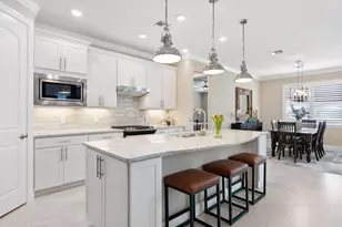 12325 Marsh Pointe Rd, Sarasota, FL 34238 - Photo 4