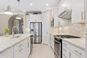 12325 Marsh Pointe Rd, Sarasota, FL 34238 - Photo 6