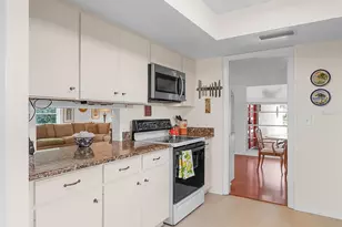 3761 Somerville Dr, Sarasota, FL 34232 - Photo 8