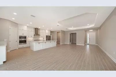 6336 Lake Woodruff Court, Sarasota, FL 34241 - Photo 18