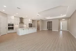 6336 Lake Woodruff Ct, Sarasota, FL 34241 - Photo 18
