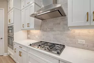 6336 Lake Woodruff Ct, Sarasota, FL 34241 - Photo 12