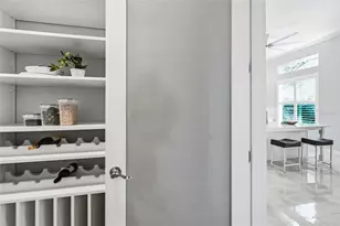 4078 65th Pl E, Sarasota, FL 34243 - Photo 18