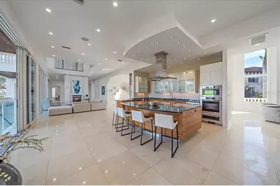 4136 Roberts Point Circle, Sarasota, FL 34242 - Photo 44