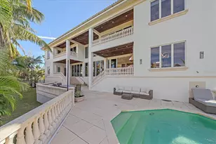 4136 Roberts Point Cir, Sarasota, FL 34242 - Photo 10